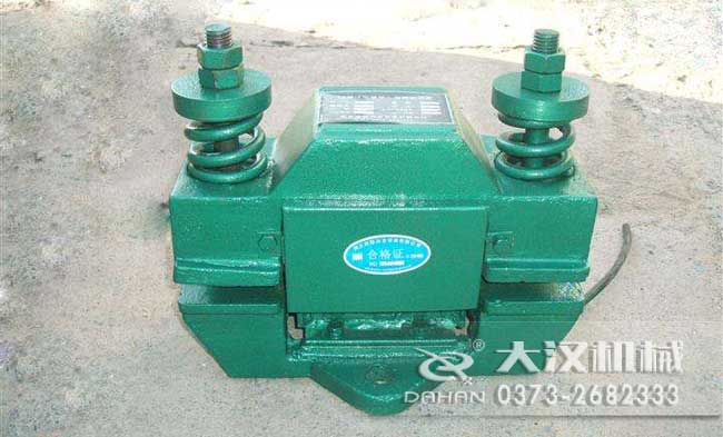 CZ電磁倉壁振動(dòng)器